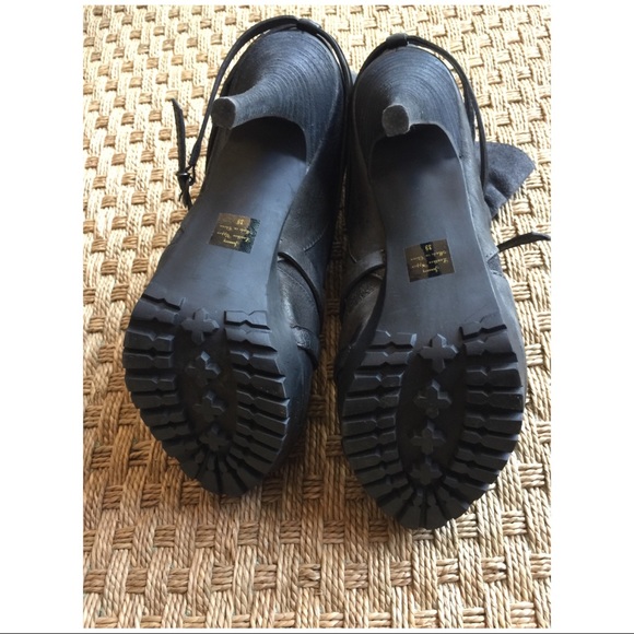 Gunmetal Peep-toe heeled boots👠 - Picture 5 of 5